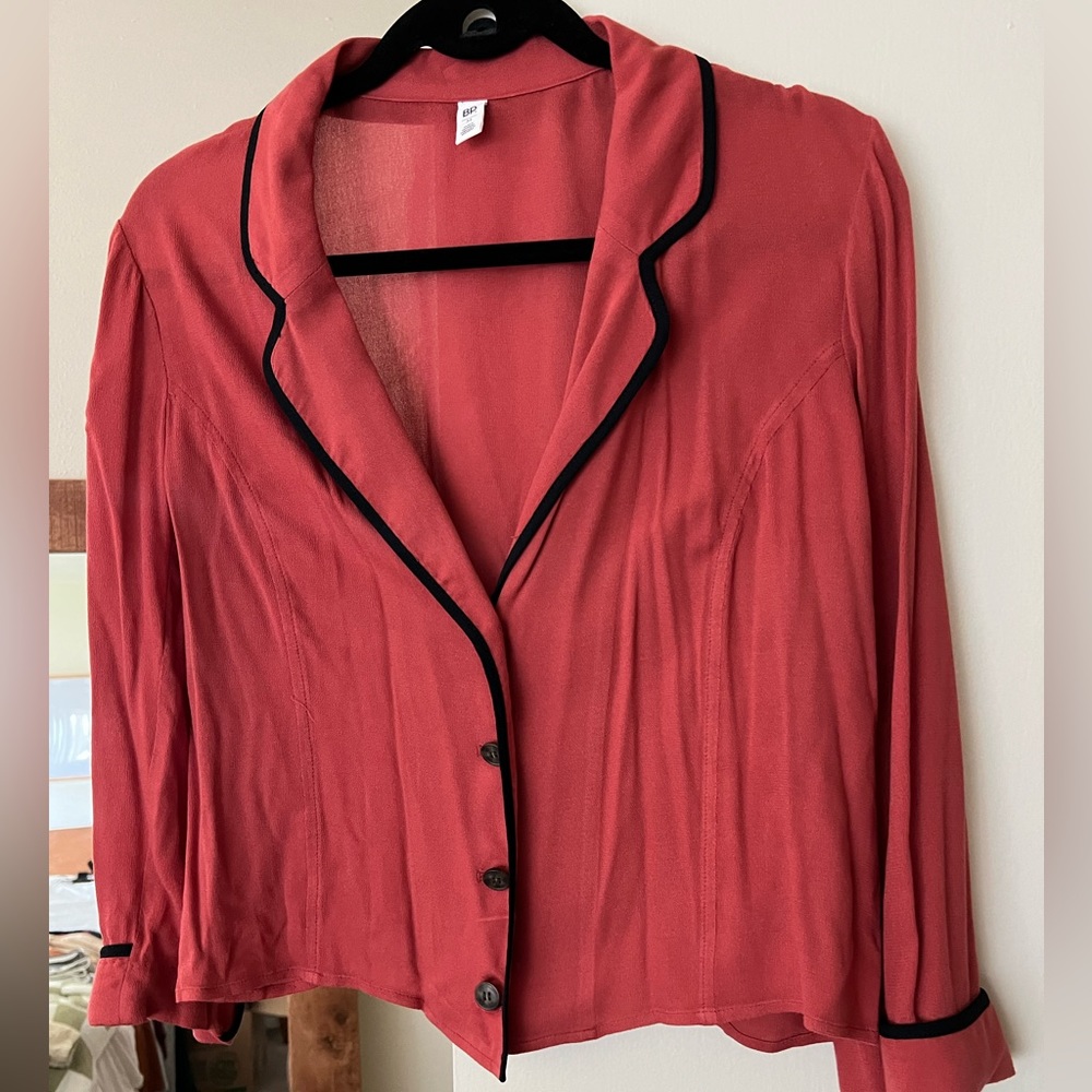 Women’s professional top